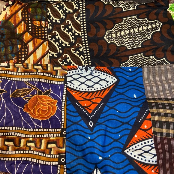 African Quilted Shoulder Bag - Picture 10 of 13